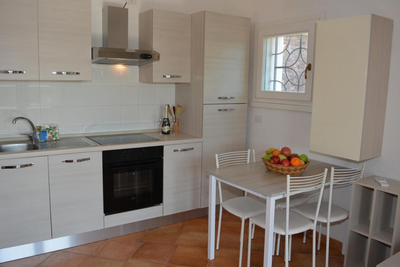 Appartamenti Residence Zodiaco Porto Pozzo Ngoại thất bức ảnh