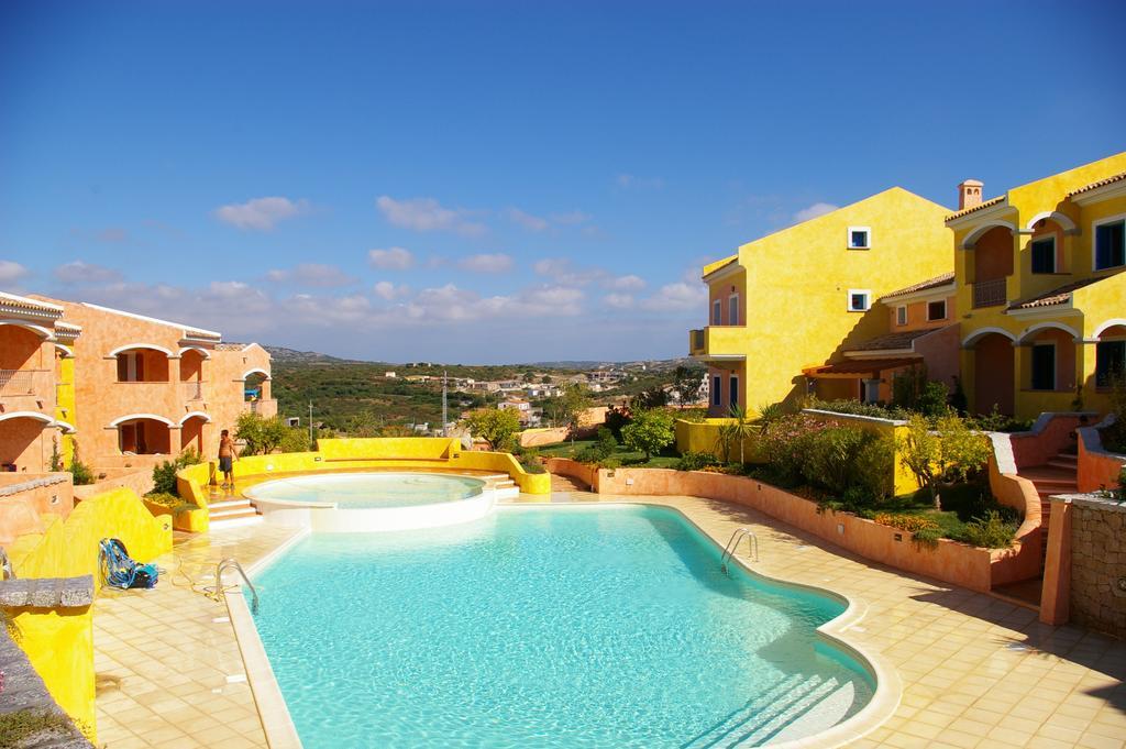 Appartamenti Residence Zodiaco Porto Pozzo Ngoại thất bức ảnh